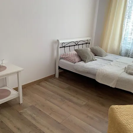 Sweet Apartament Tarnowskie Gory Exterior photo