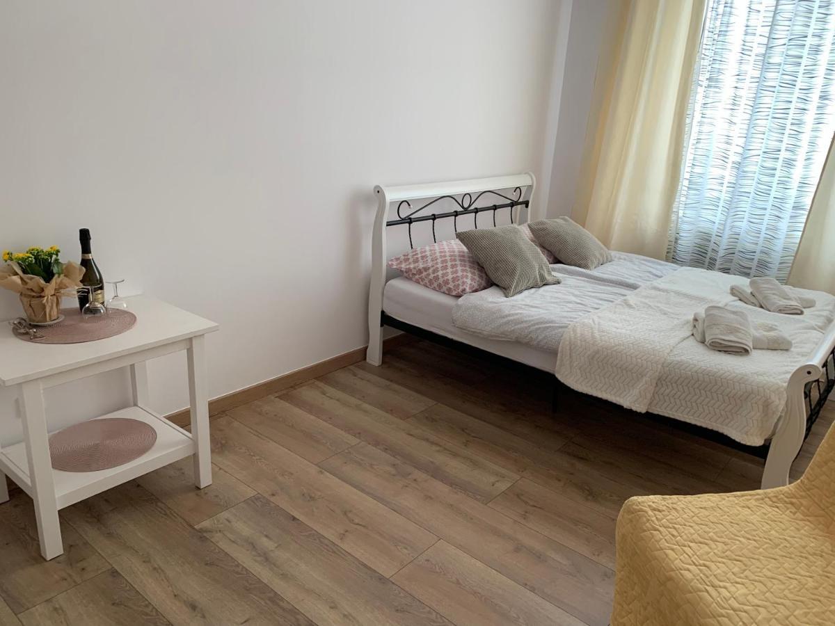 Apartment Sweet